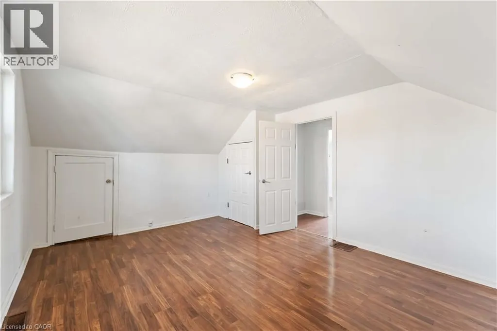 1788 BARTON Street E