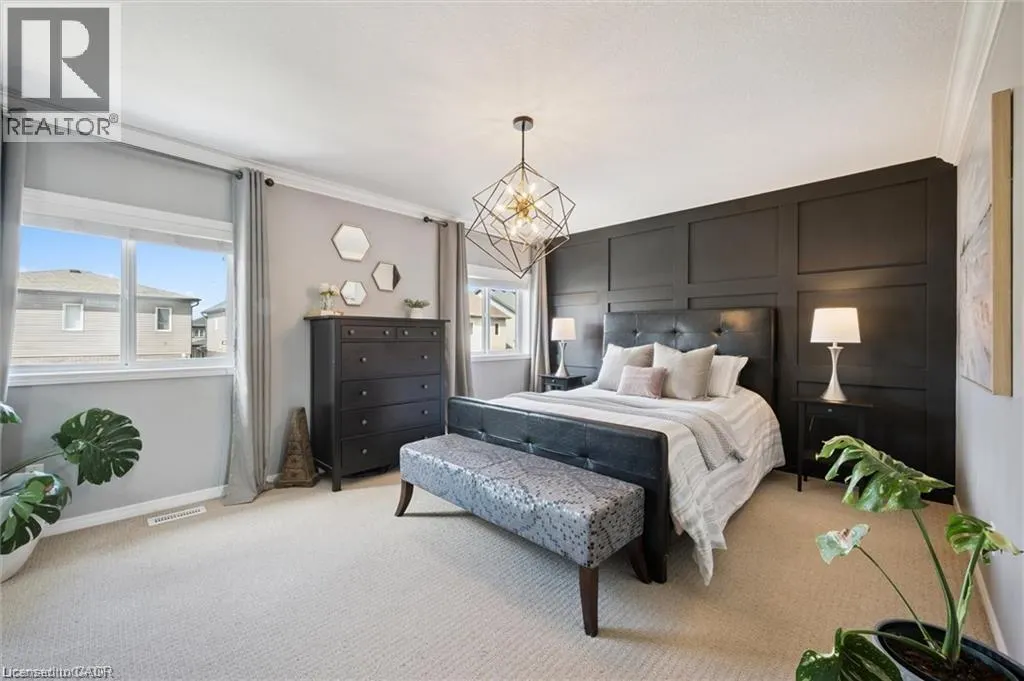 267 HARDCASTLE Drive