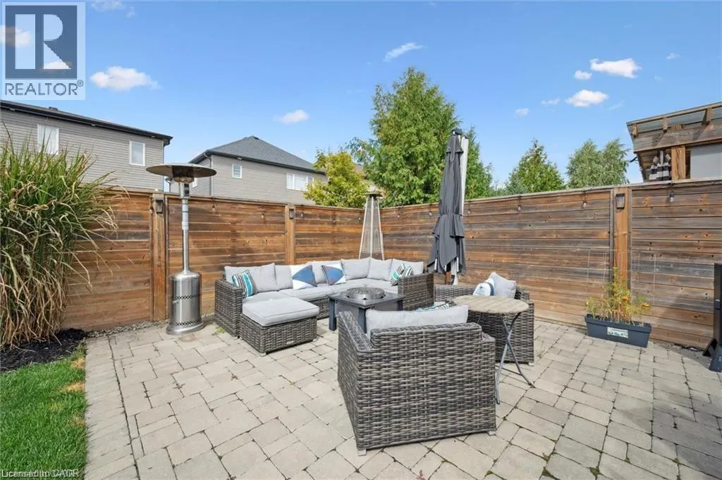 267 HARDCASTLE Drive