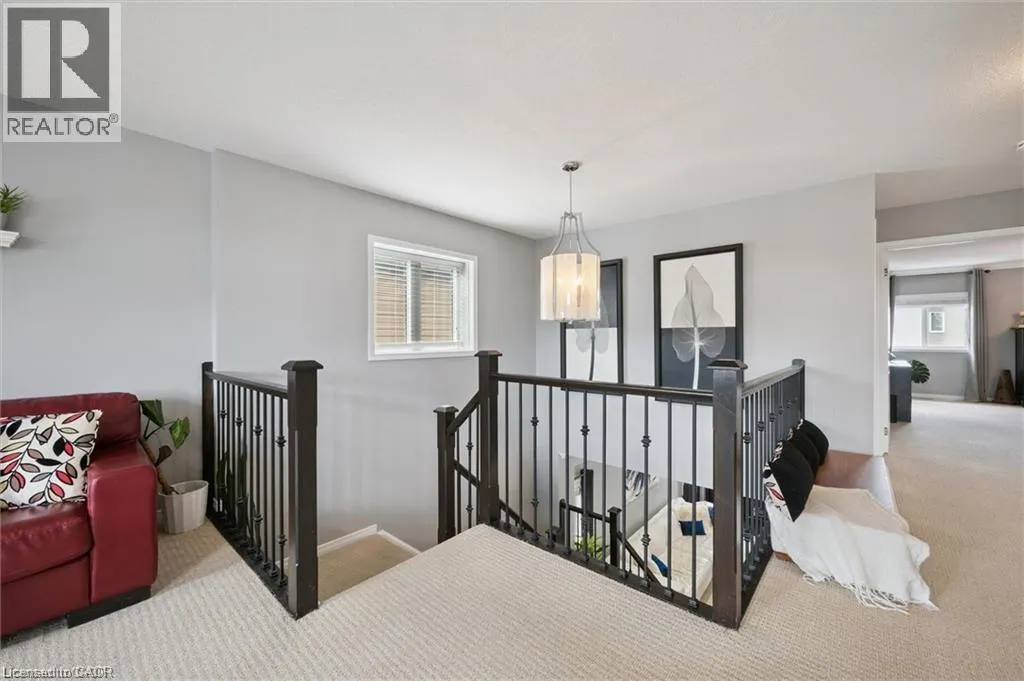 267 HARDCASTLE Drive