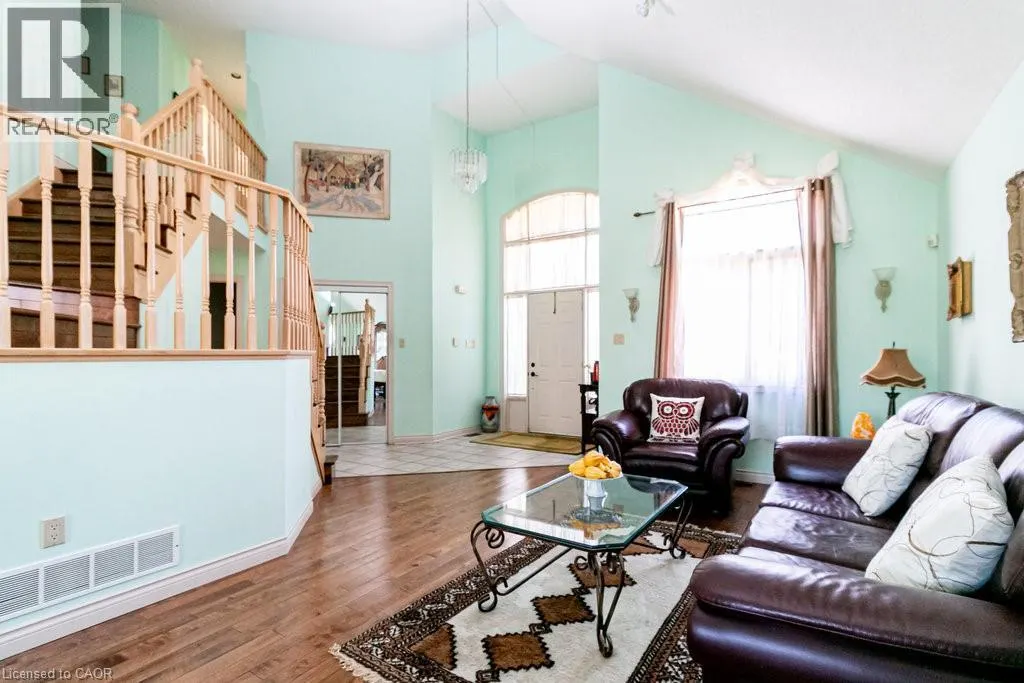 54 FALCONRIDGE Drive