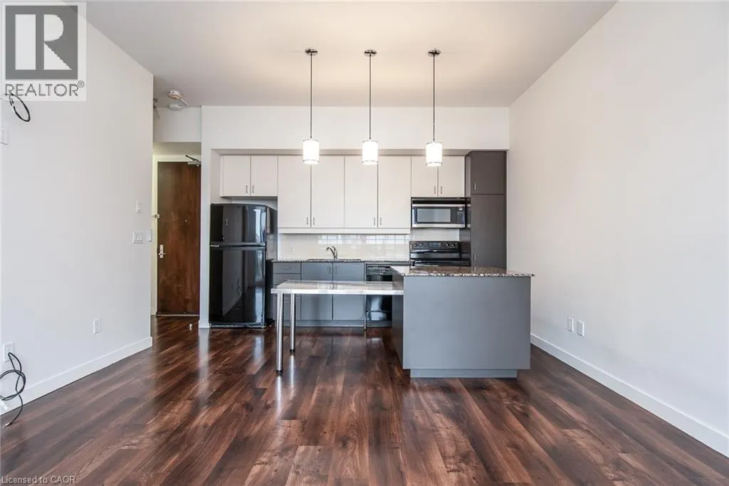 191 KING Street S Unit# 807, #807