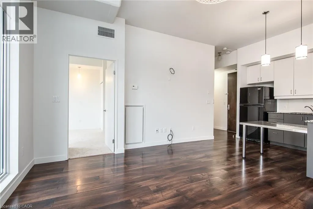 191 KING Street S Unit# 807, #807