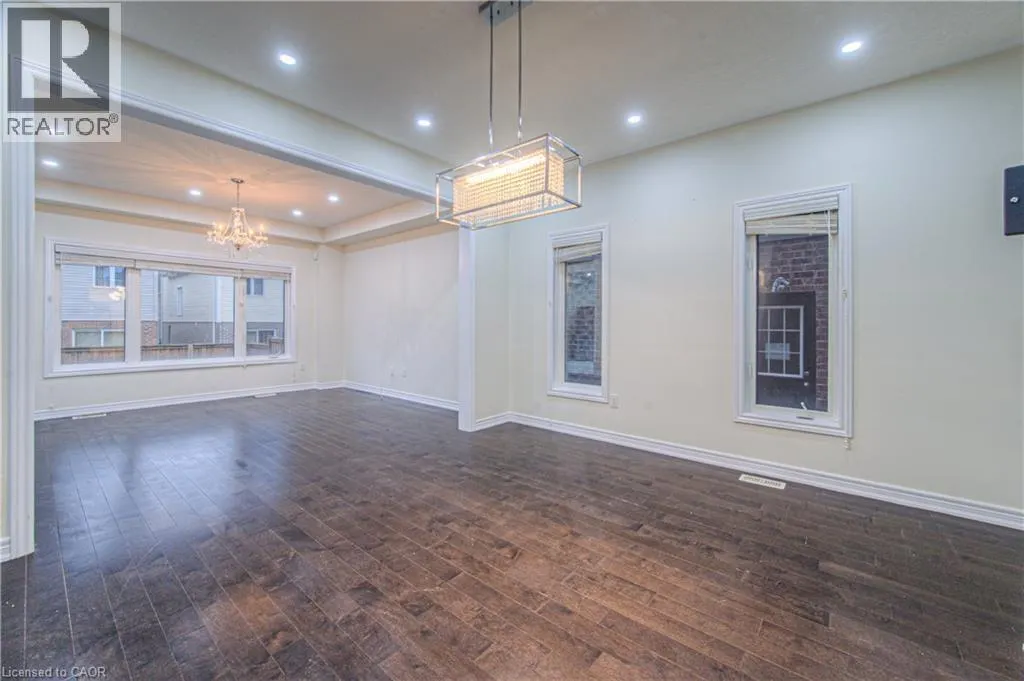 52 WEATHERALL Avenue