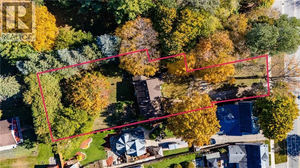 17 W MECHANIC Street W