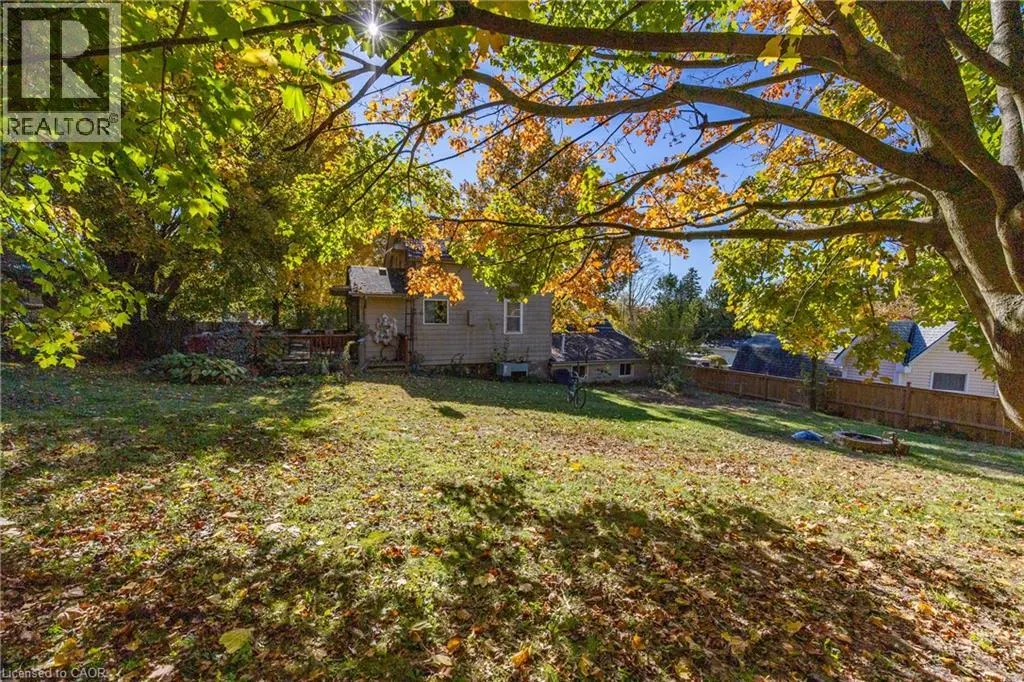 17 W MECHANIC Street W