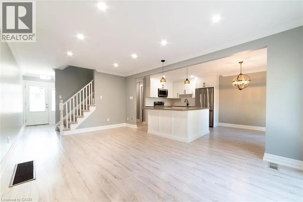 1011 WHITE OAK Drive Unit# 2, #2