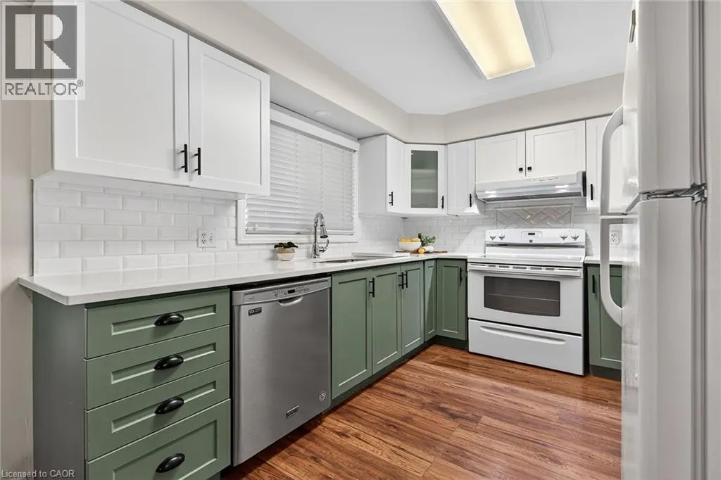 20 COURTLAND Drive Unit# 2, #2