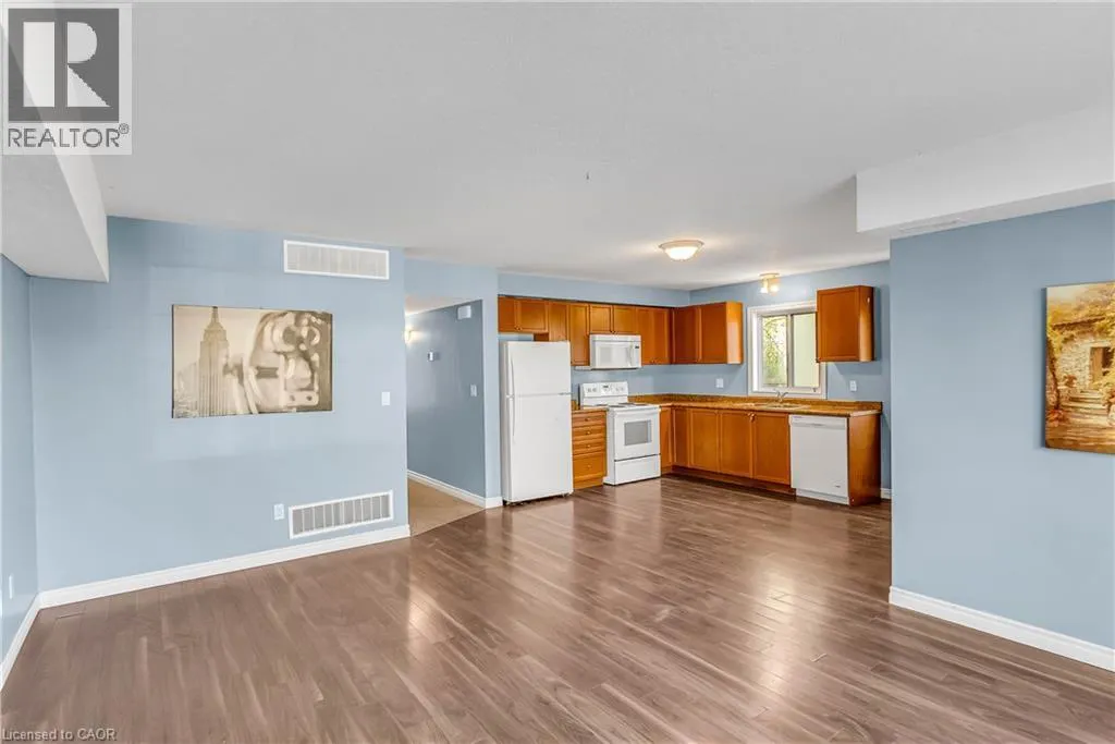 180 UNION Street W Unit# C, #C