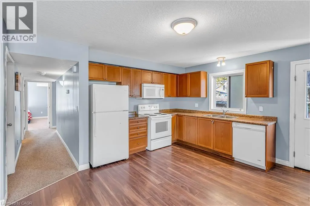 180 UNION Street W Unit# C, #C