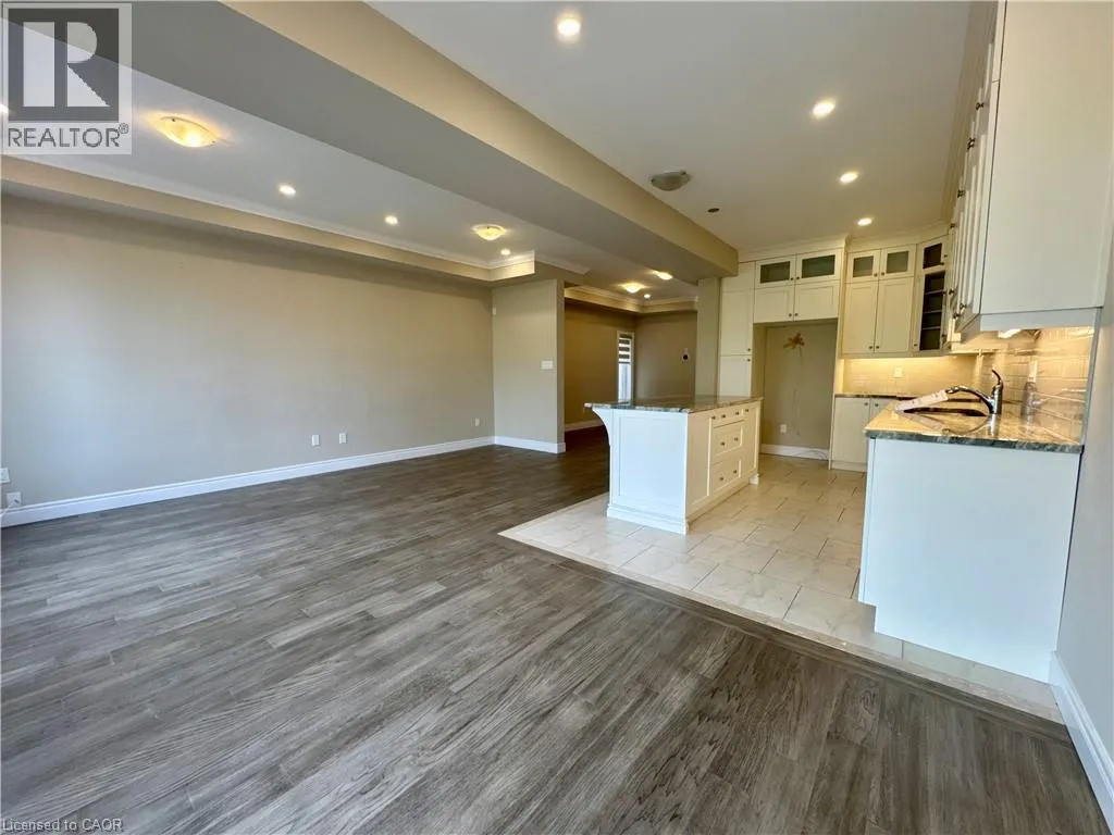 185 1/2 FEDERAL Street