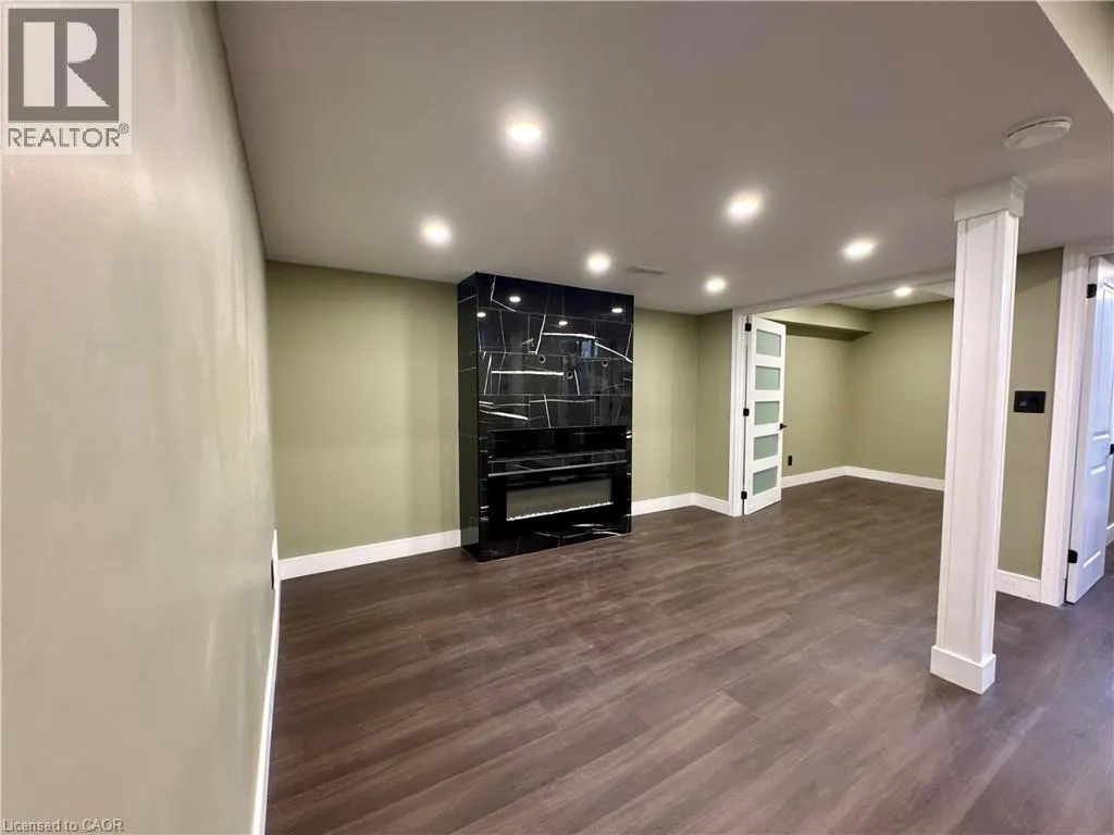 185 1/2 FEDERAL Street