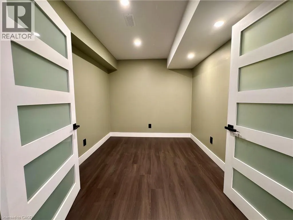 185 1/2 FEDERAL Street