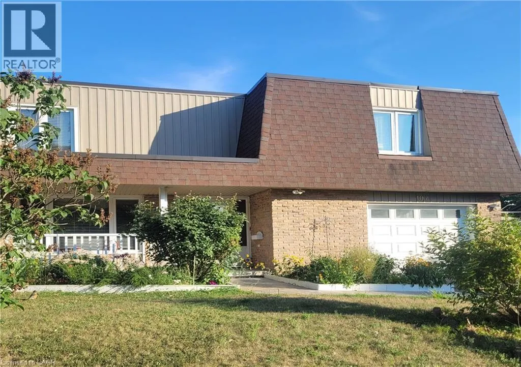 107 ROSENEATH Crescent