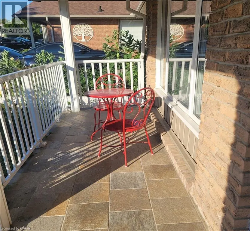 107 ROSENEATH Crescent