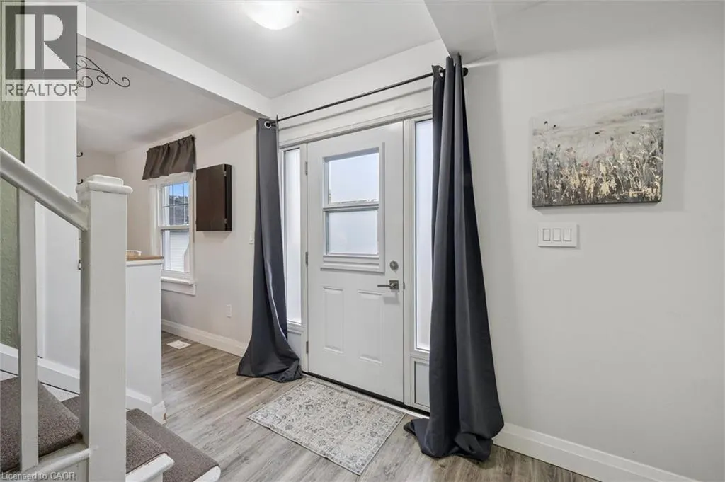 145 BRIDGEPORT Road E