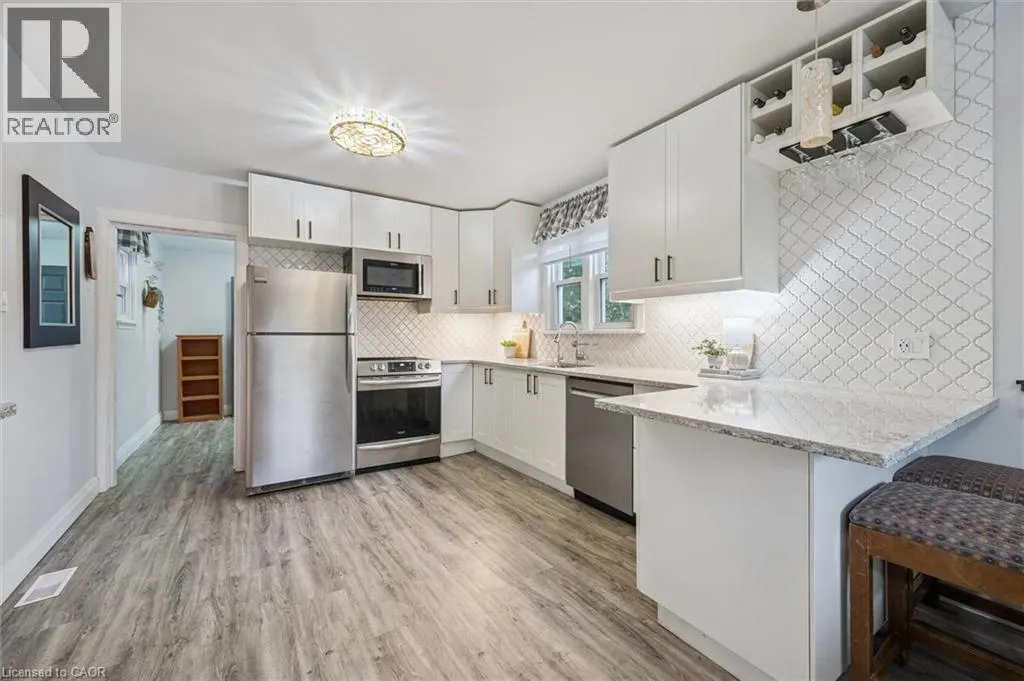 145 BRIDGEPORT Road E