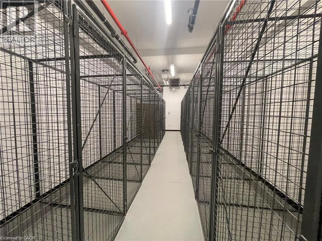 95 DUNDAS Street W Unit# 202, #202