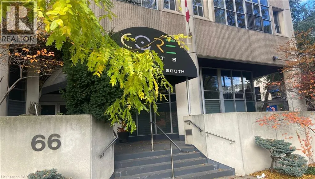 66 BAY Street S Unit# 715, #715