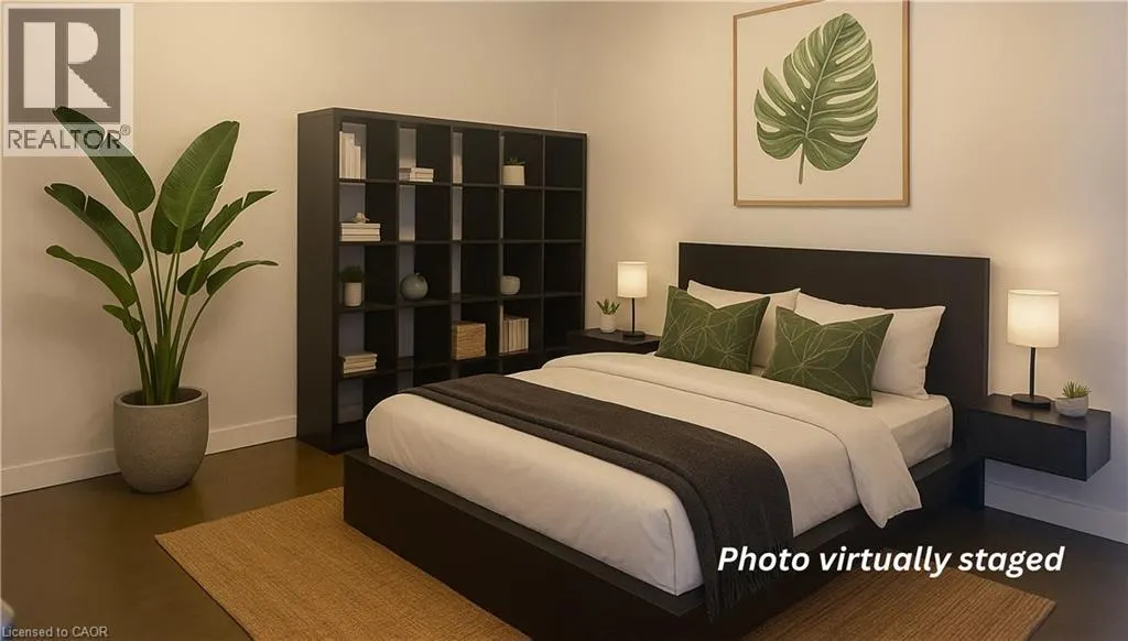 66 BAY Street S Unit# 715, #715