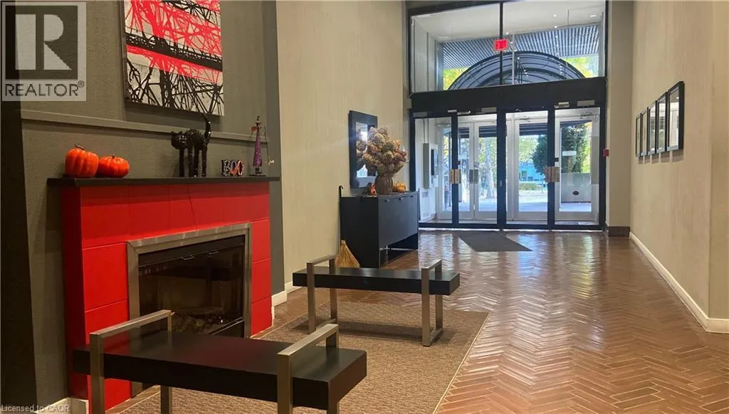 66 BAY Street S Unit# 715, #715