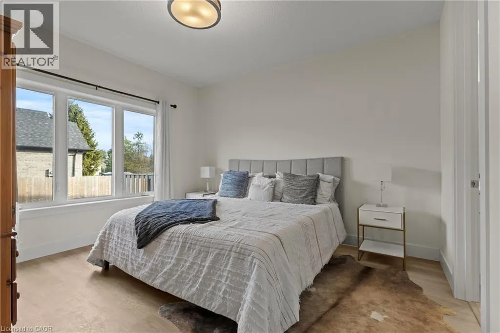 744 NELSON Street W Unit# 31 #31