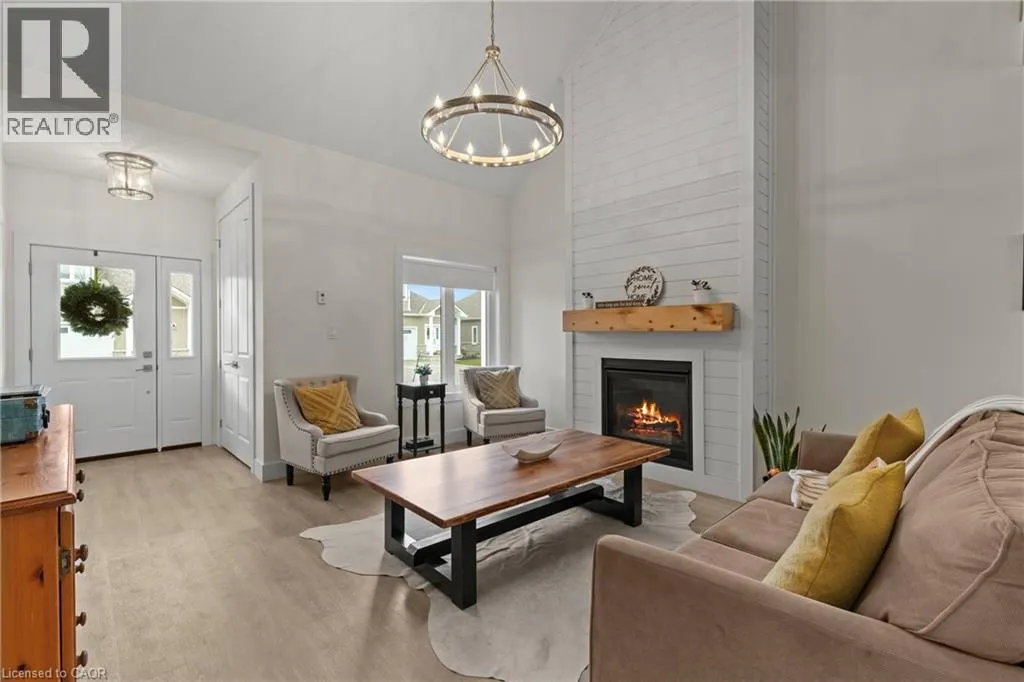 744 NELSON Street W Unit# 31 #31