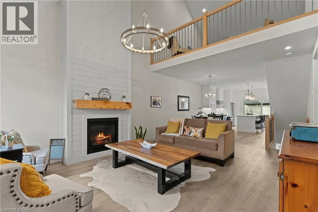 744 NELSON Street W Unit# 31 #31