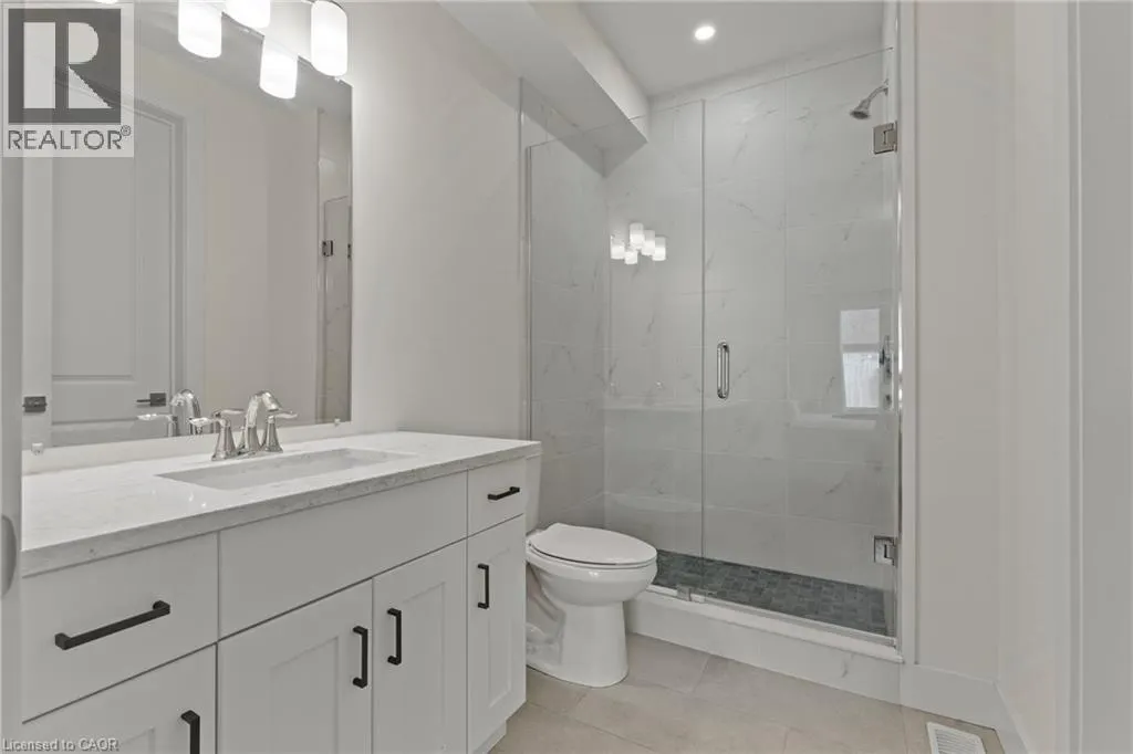 744 NELSON Street W Unit# 31 #31
