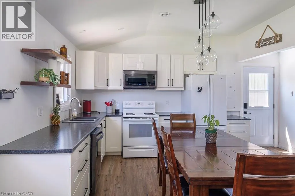 197 CEDAR Drive