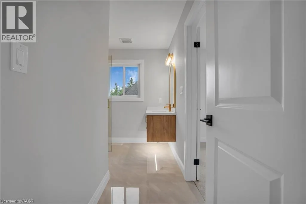 382 SOUTHCOTE Road
