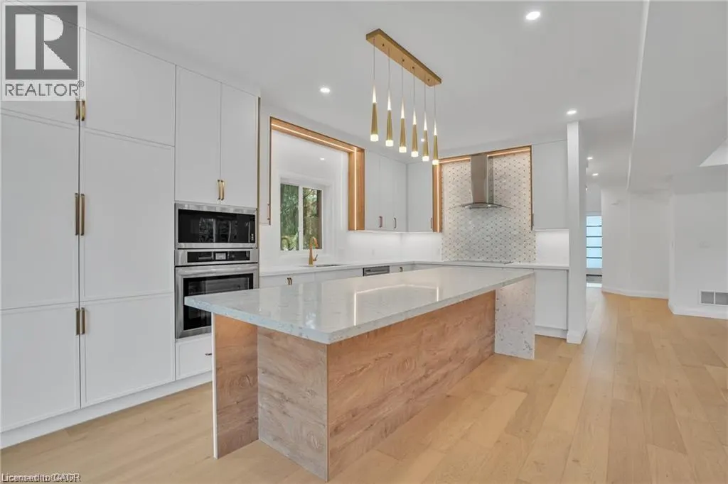 382 SOUTHCOTE Road