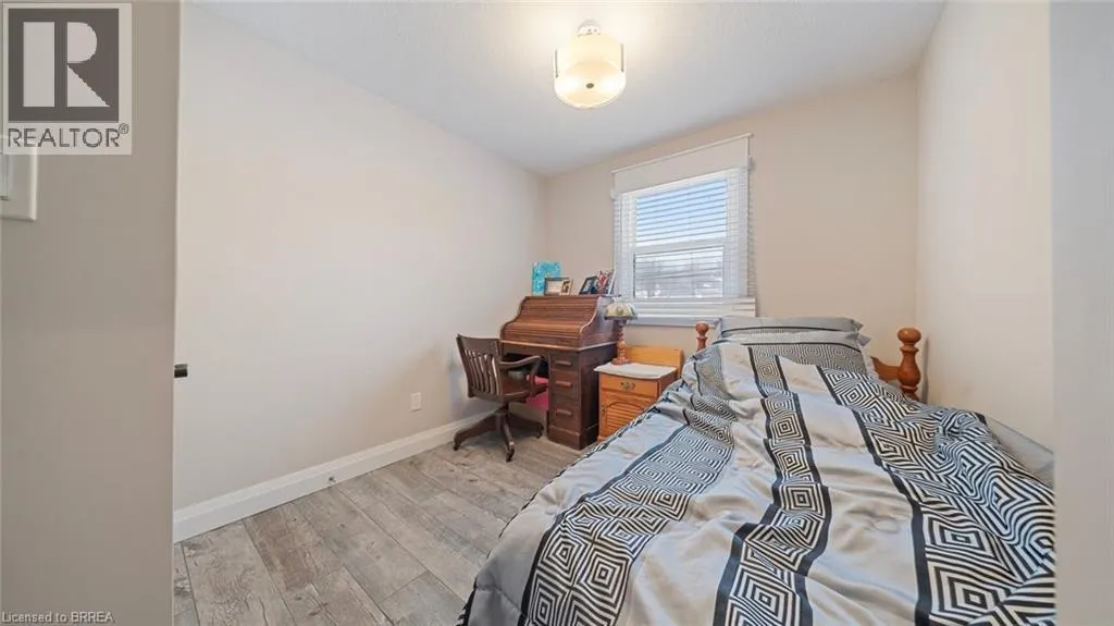 60 WILLOW Street