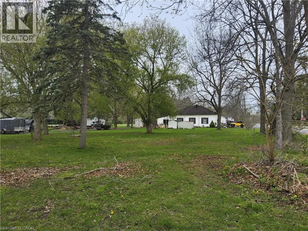 740 HILLCREST Road