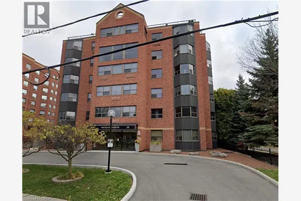 20 ELLEN Street E Unit# 405 #405