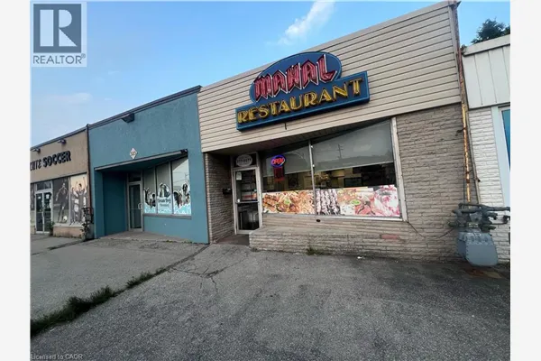 527 UPPER SHERMAN Avenue