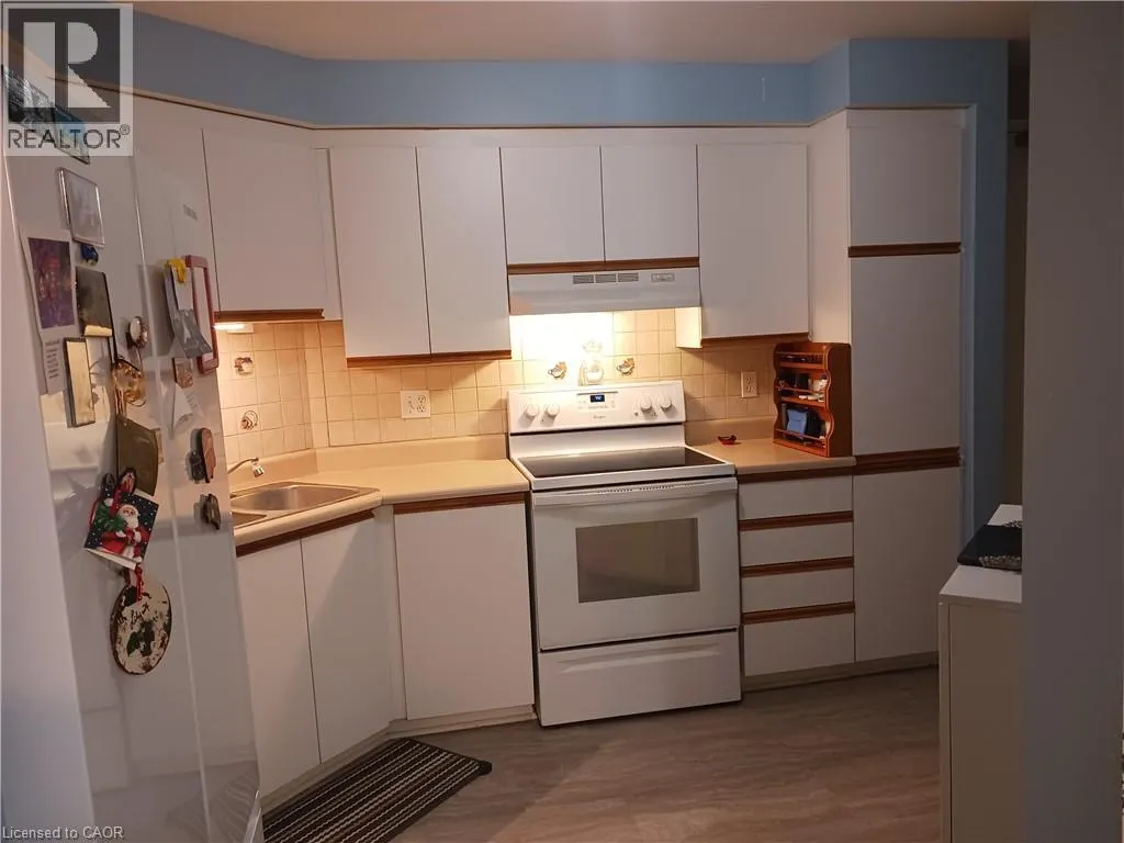 8 HURON Street Unit# 108 #108