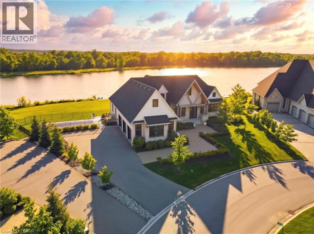 129 HERITAGE LAKE Drive