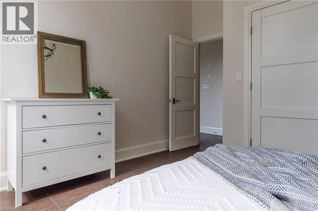 397 KING Street W Unit# 207 #207