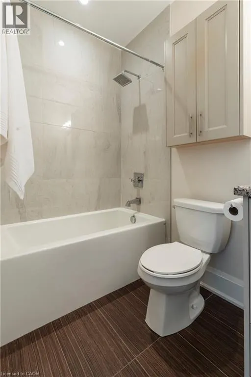 397 KING Street W Unit# 207 #207