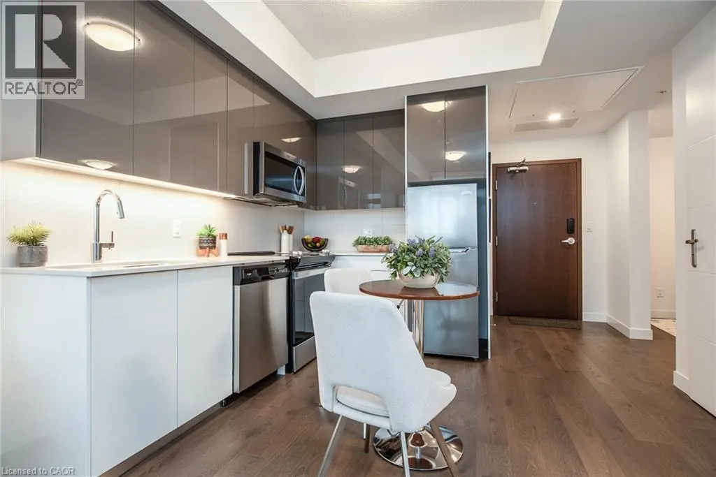 60 FREDERICK Street Unit# 3913 #3913