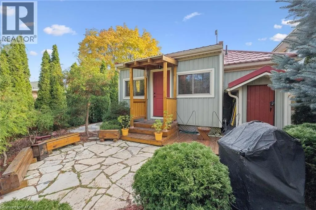 32 HOLLY Trail