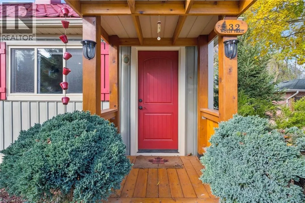 32 HOLLY Trail