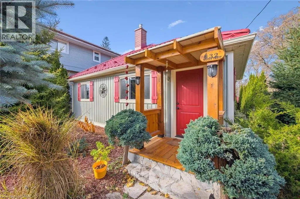 32 HOLLY Trail
