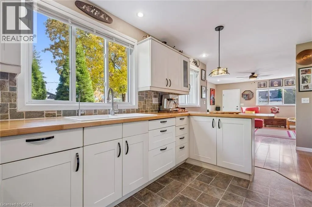 32 HOLLY Trail