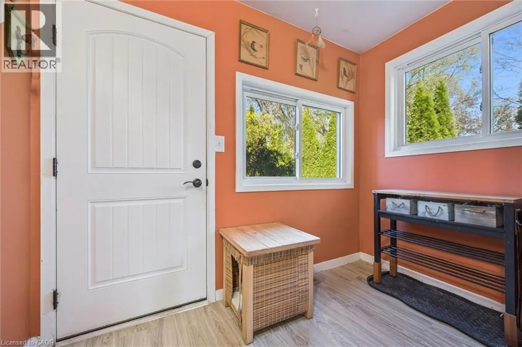 32 HOLLY Trail