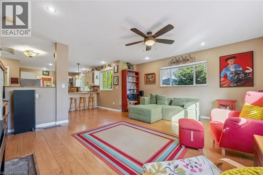 32 HOLLY Trail