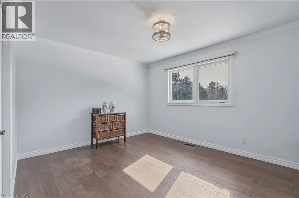 6 IRIS Court