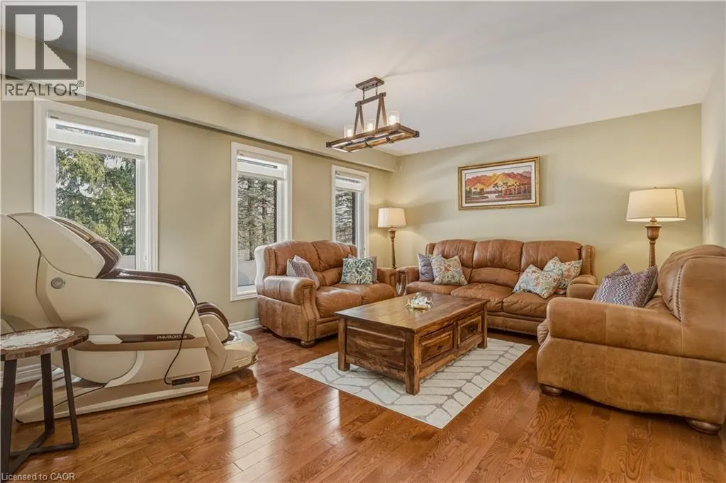 6 IRIS Court