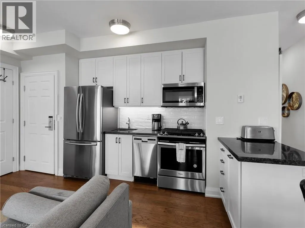 1869 MUSKOKA 118 Road W Unit# BTW-101 #BTW-101